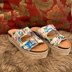 Nature Breeze White Double Buckle Strap Slide